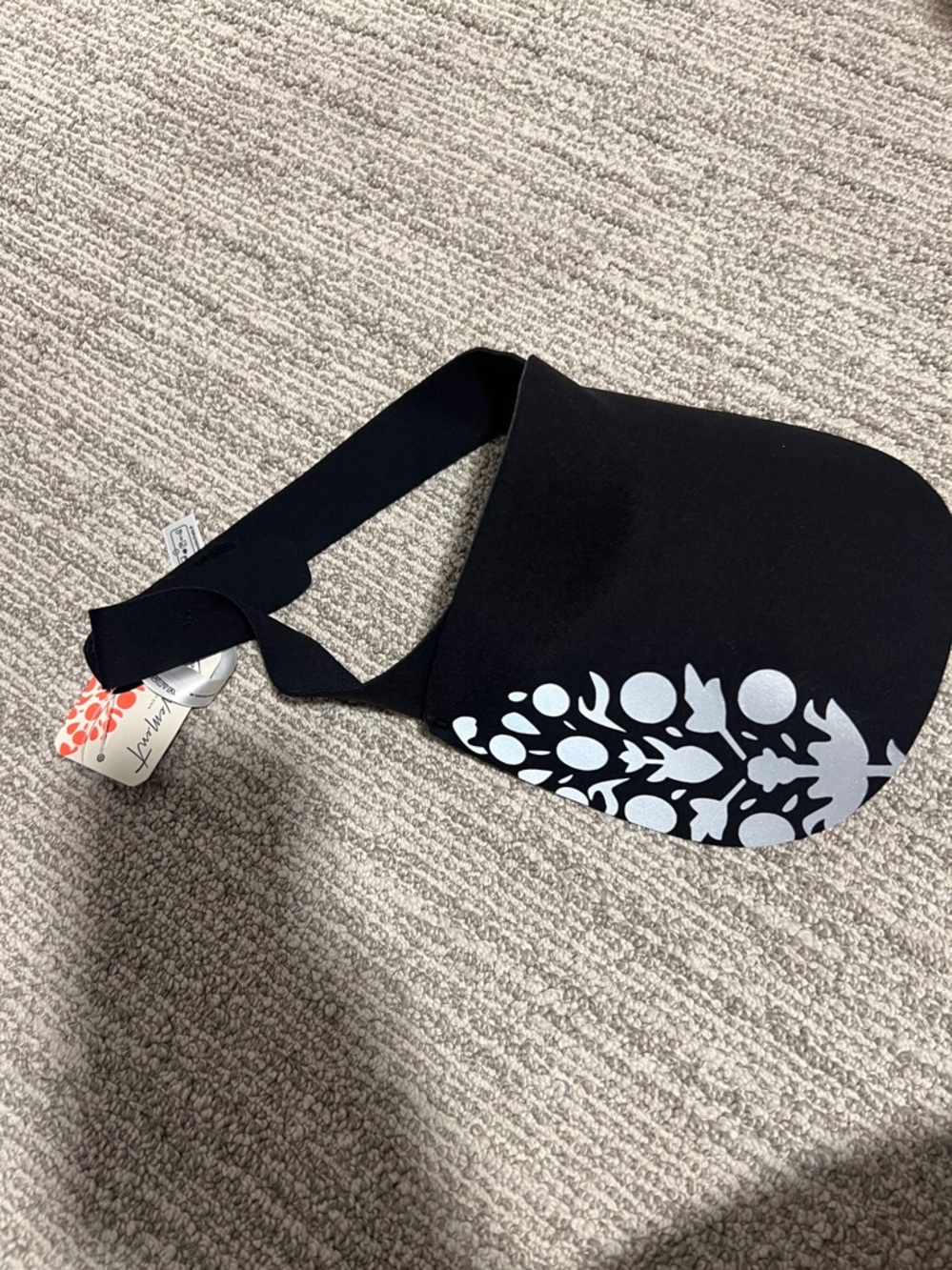 Free People Volley Reflective Visor in Black π - Picture 3 of 4